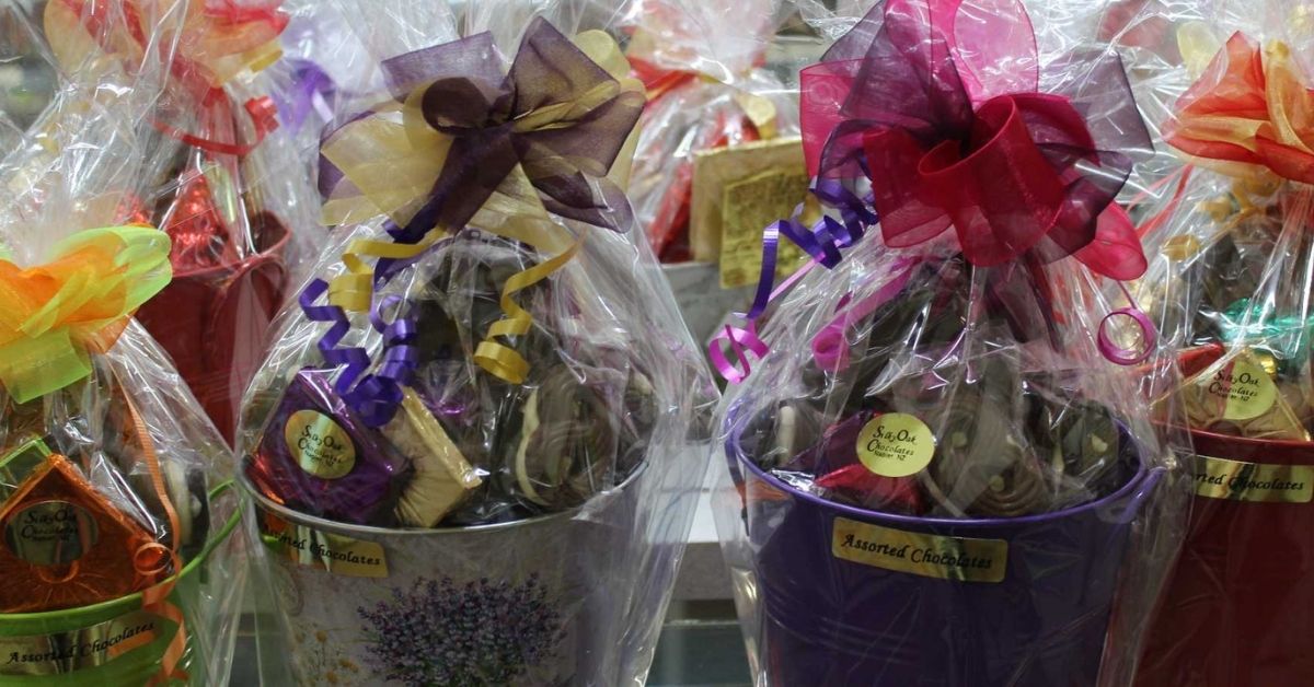 Silky Oak Chocolates - Cafe — Cafés in Waiohiki
