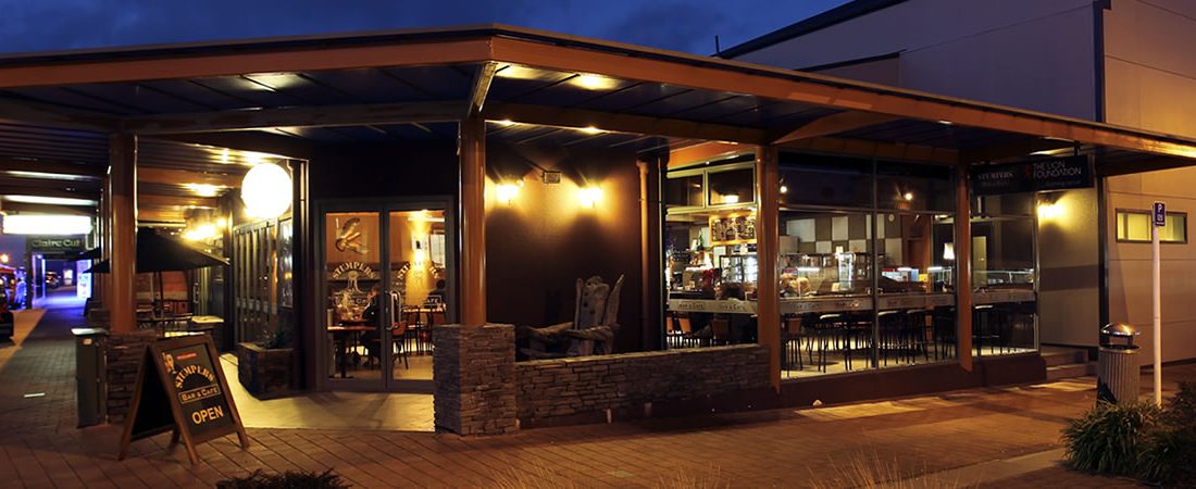 Stumpers Bar & Cafe — Cafés in Hokitika
