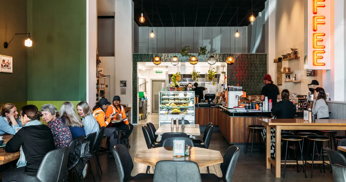 Dot & Winnie’s Eatery — Cafés in Hamilton