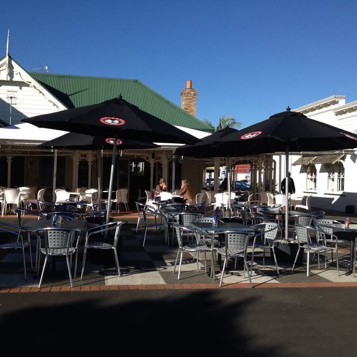 Riverside Cafe