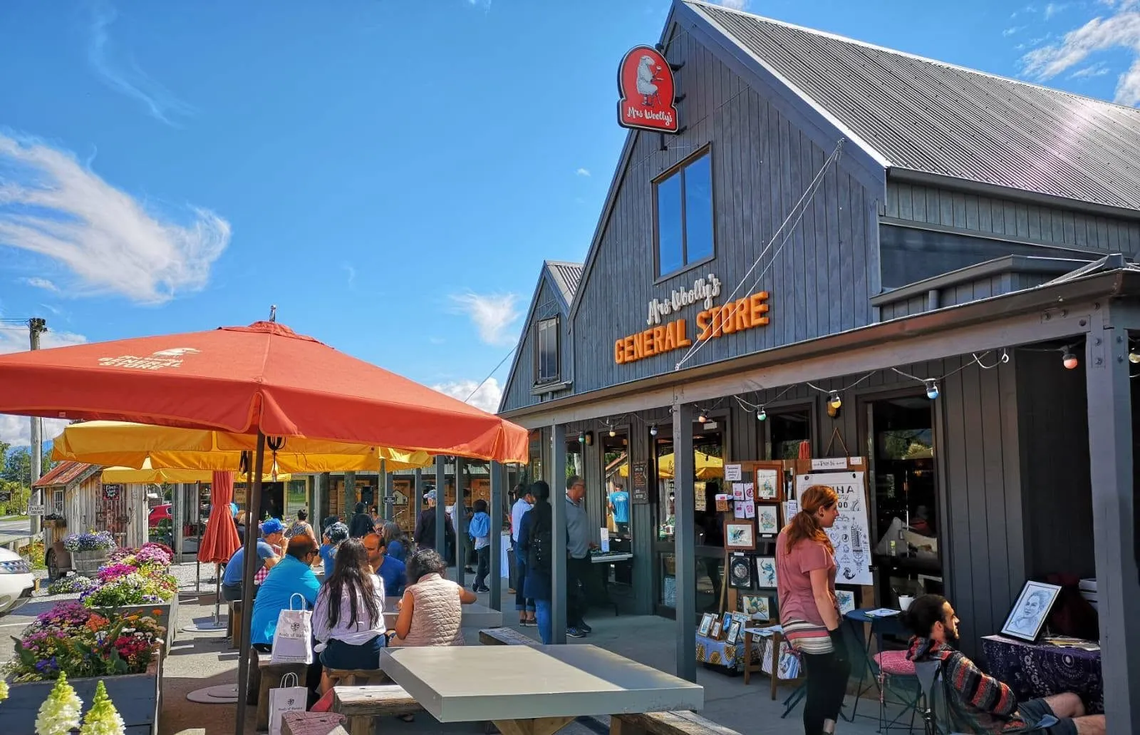 Mrs Woolly's General Store & Cafe — Cafés in Glenorchy