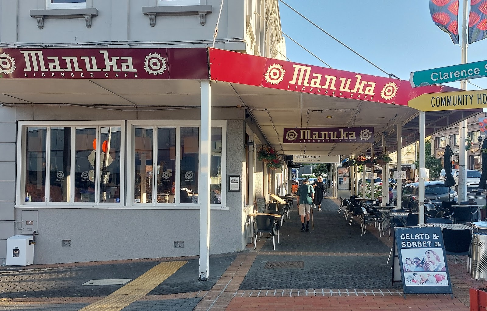 Manuka Cafe — Cafés in Devonport