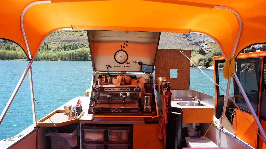 Coffee Afloat & Burger Afloat — Cafés in Cromwell Gorge