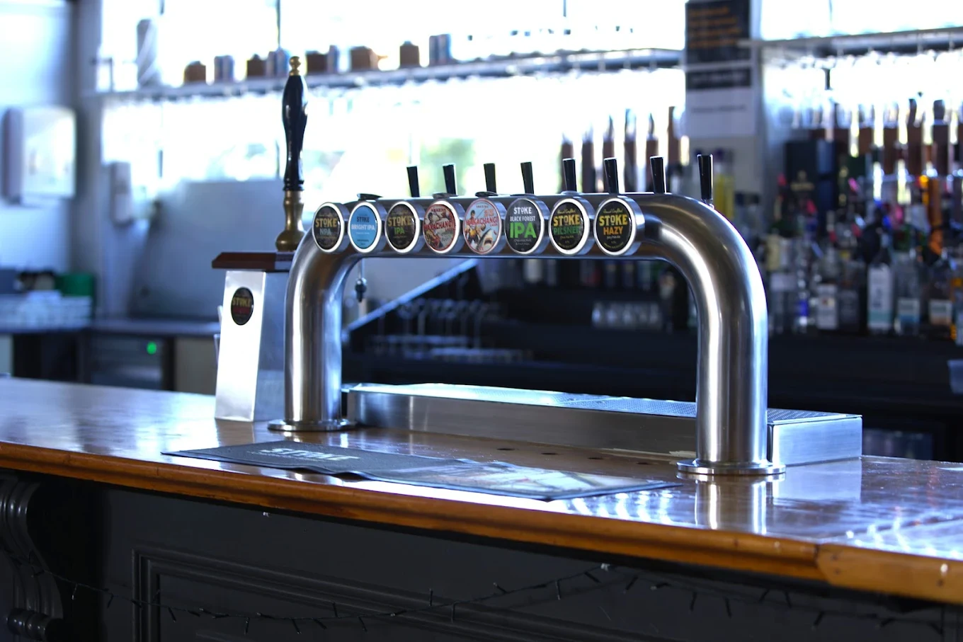 McCashin's Tap Room — Cafés in Nelson